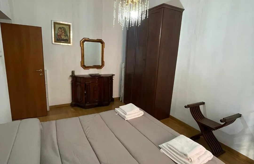 Rachel House-1